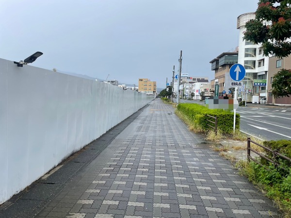 22CB969D-8918-4CA6-BEA2-2E598FE60DA7