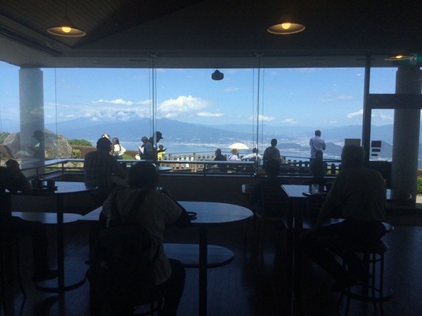 ECBBE991-5E2D-4286-9818-2B5AC24F25AC