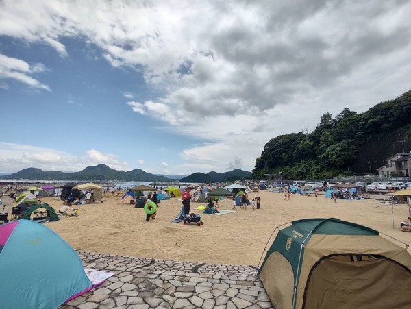 C9F1B4CF-98C5-4FA4-A65F-1C5BC90494D1