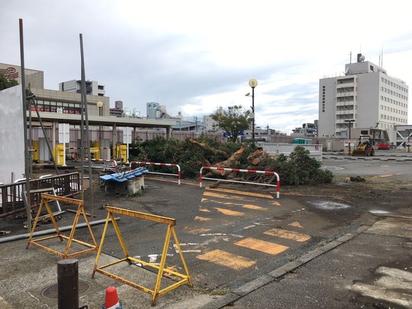 2CA43D3F-B166-48A3-93B2-AA539E8D27AC