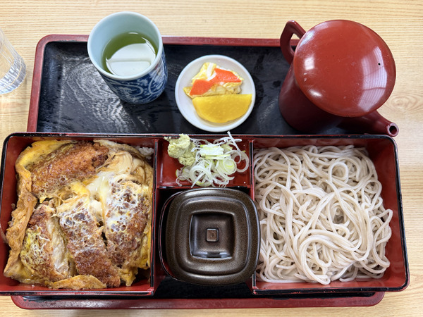 【ぬまつーグルメ】昔ながらのお蕎麦屋さん。そば処寿々㐂。お手軽ランチに最適だった。（沼津市白銀町）