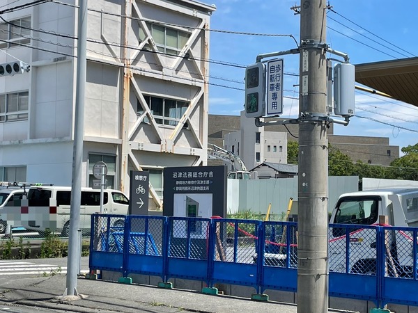 0A7576B9-0D37-4E9E-B0B7-6FEF5219F338