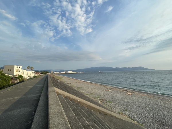 0738BDD1-ABBE-477E-8571-B80584904517