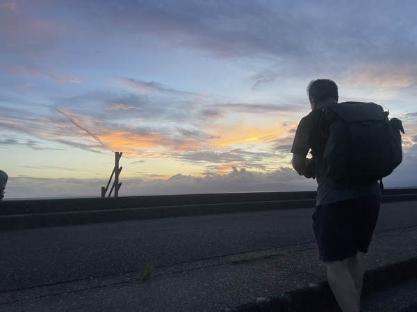 1964D6C2-76B3-4911-98F0-B2D8F2B00266