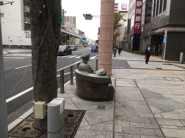 CAA621BC-C9BD-4C9E-9ACA-163C8109A7FD