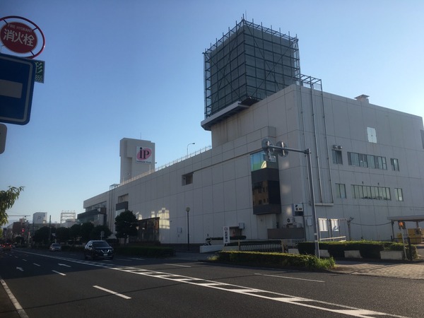 EAA53FB0-4A50-4681-9F40-16AE9845D078