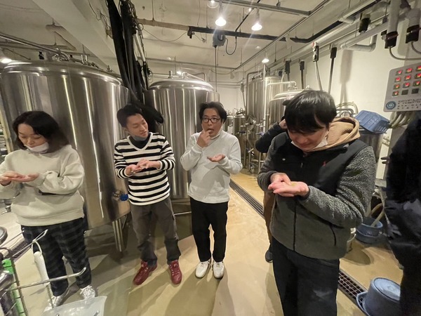 D5F855BF-EE99-4B30-933B-1487071350E4