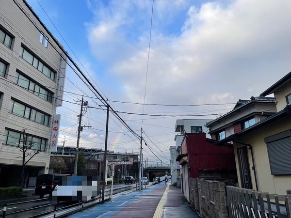 A7878D5D-98C4-430D-9340-44EB2C67BD8F