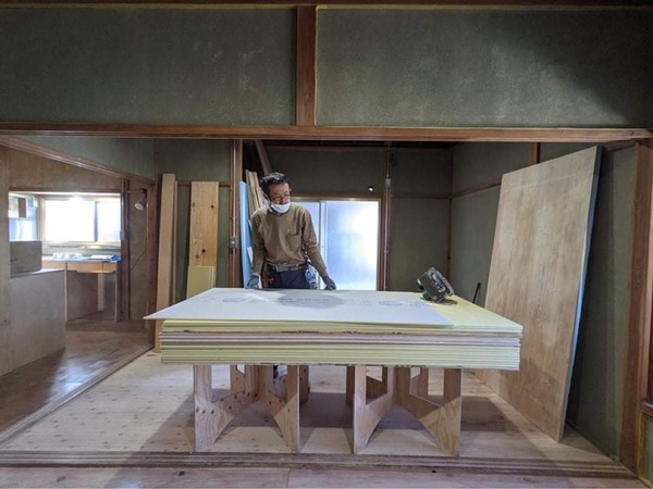 DA192AC7-3E1E-49ED-9718-CC781E3C3B5B