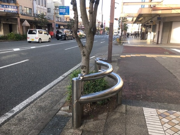 476E52C3-611D-4EB3-9AC9-F86E38401601