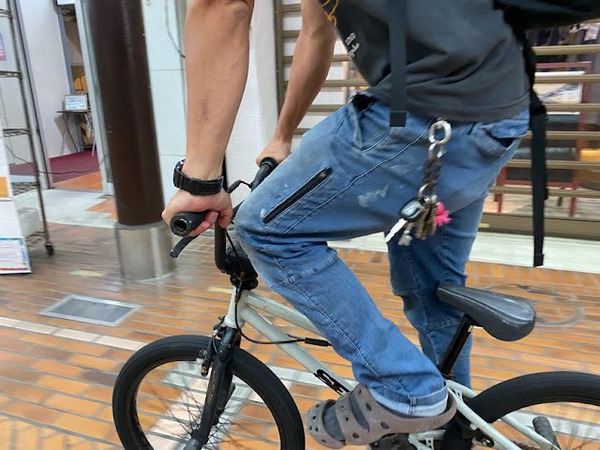 2E356296-7F95-4C83-A42E-ED099201F033