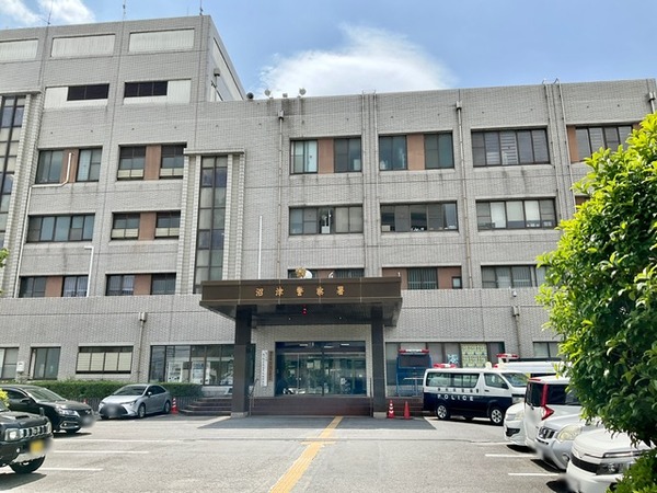 EAB8A852-CAA7-45C0-BDD0-E8A3A419CEE0