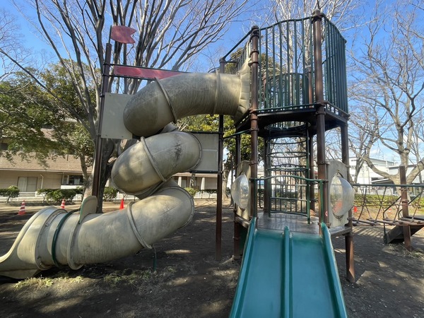 B2D4B8F6-CEFA-46E6-81AF-751B7FFFC5AB