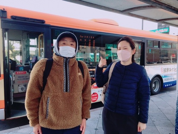 BE7F242A-D2BC-42A7-8625-16A24A98F2EE