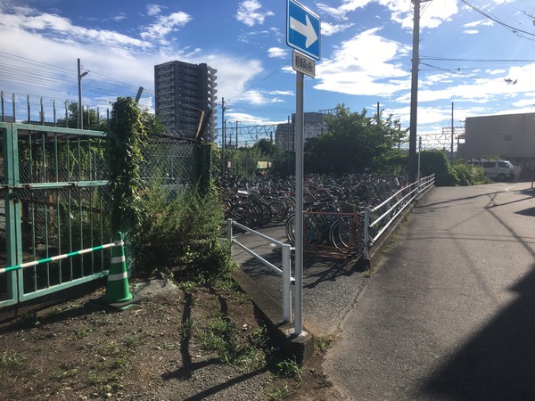 1C1D20F8-D80A-4BC5-934C-AD5521EA4DC9