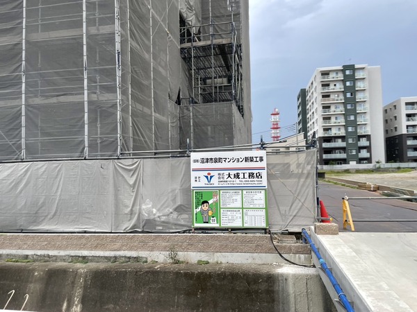 97BC7A00-E150-4F31-B52A-E4F9DFE35BB0