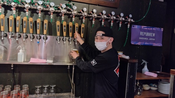 AEA4FDBD-6A19-41DA-8B85-218FEEE927A0