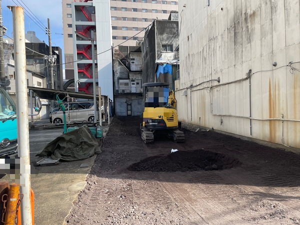 F03B27D7-91D3-47AD-9A48-AA46ED97AE6C