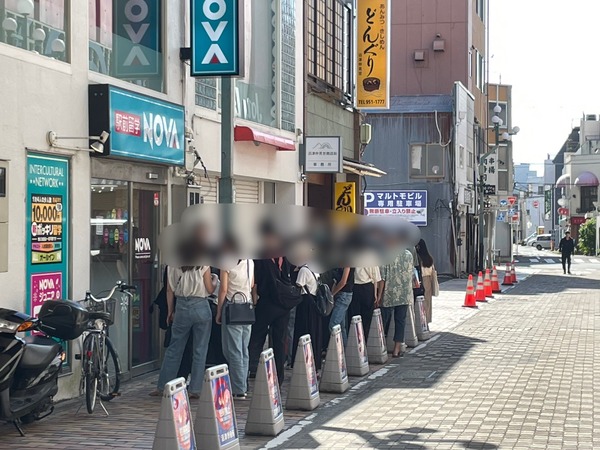 12B7F00A-727C-4C82-B72B-C9E58690A5C2