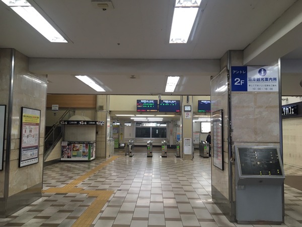 8F746643-B6DD-4697-9B5C-29615C09A18A