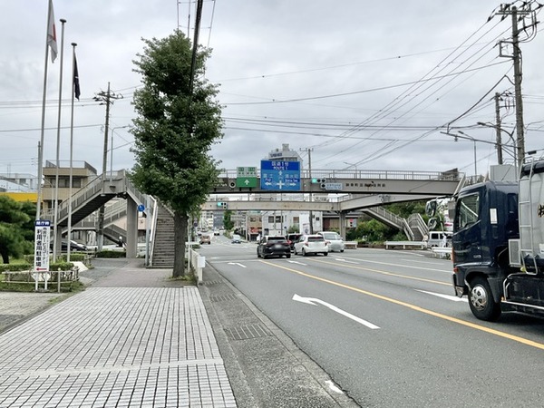 815FFE98-C2A8-4ADA-99C4-5959D594841F