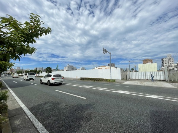 5FC084EB-6035-4D3F-B416-3C70E977C67C