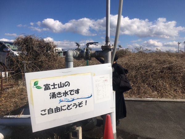 6EEF8371-6658-40E5-B0AF-3934AE787586