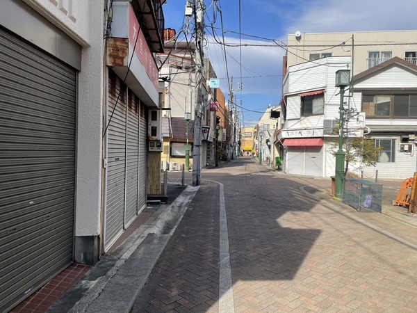 E02DB2E3-CA12-4163-99F1-F0A5920AFDDA