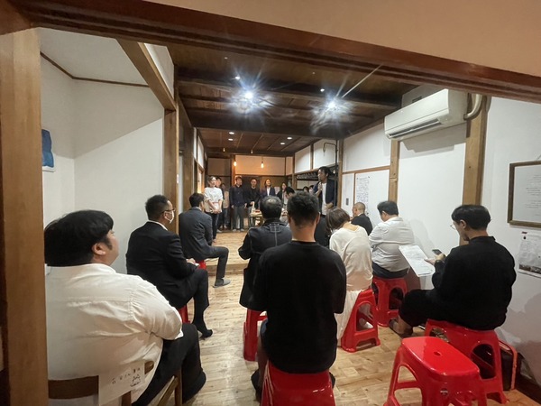 FC9278CB-3C6E-490C-AB62-B2B34FFDD62D