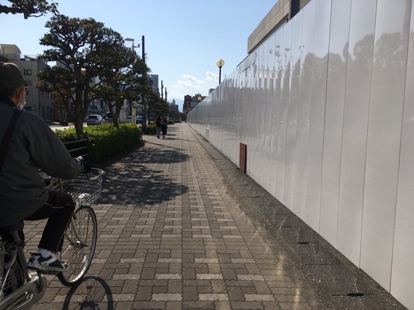 BD2520D0-B080-4AB9-901E-4293240FC9B9