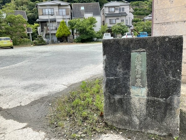 B2A95070-63CD-49DE-9F39-F4F016D56EE4