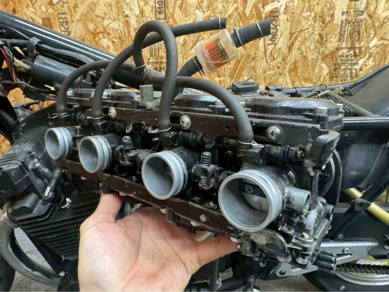 大阪府M様のZ400GPセミレストア② : Z400GP専門店 エムゼクト つね