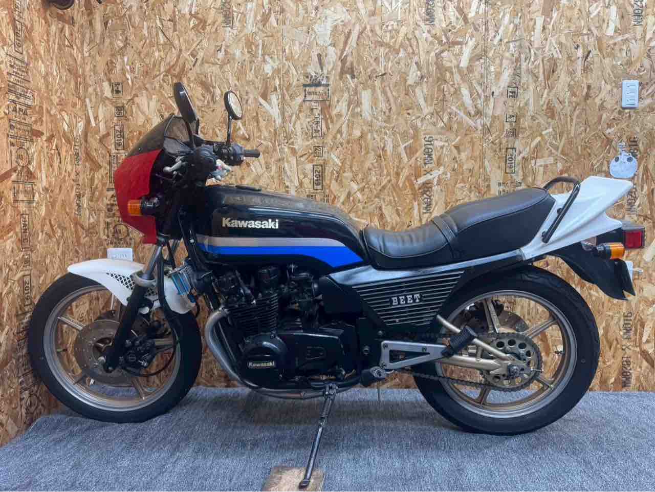 香川県T様のZ400GP フルレストア② : Z400GP専門店 エムゼクト つね