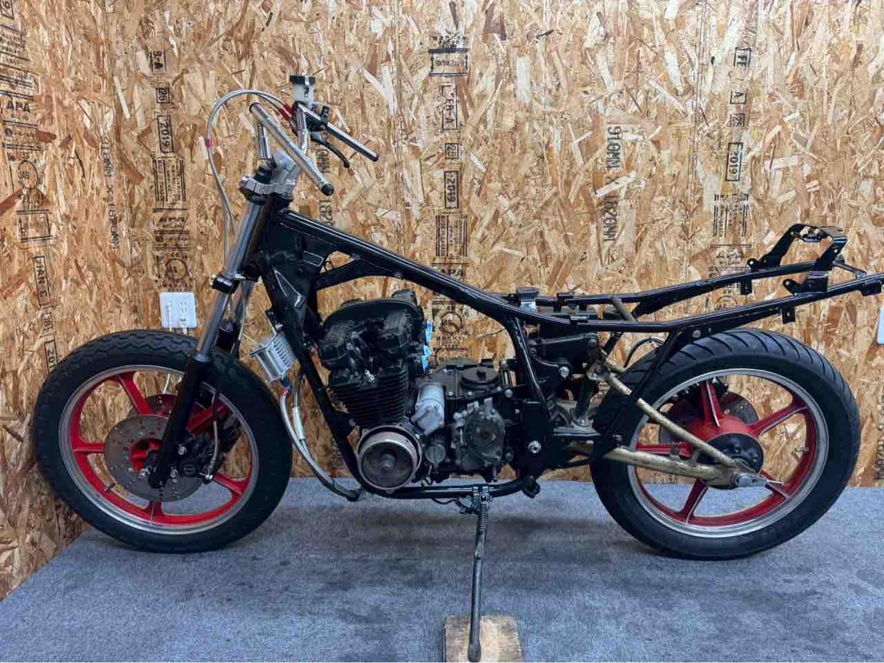 大阪府Y様のZ400GPセミレストア① : Z400GP専門店 エムゼクト つね 大阪府Y様のZ400GPセミレストア① : Z400GP専門店 エムゼクト つね