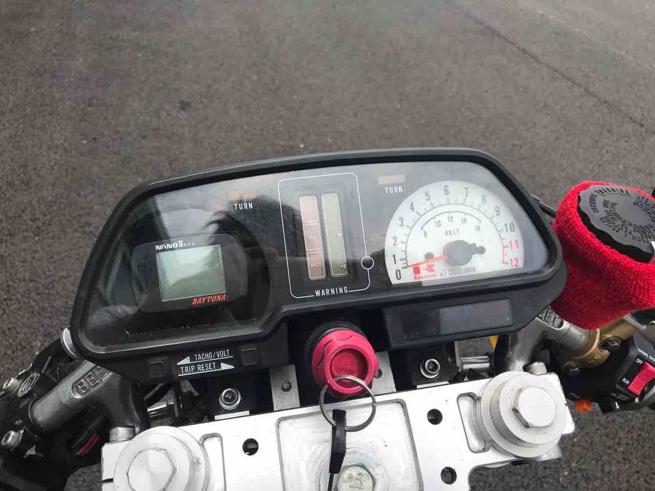 Z400GP 750GPメーター2個 Kawasaki(カワサキ) Z400GP メーター修理 | バイク・旧車・絶版車・車