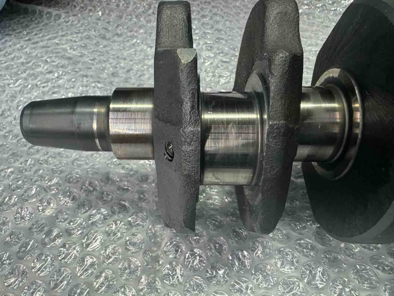 腰下を慎重かつ丁寧に組み立て : Z400GP専門店 エムゼクト つね