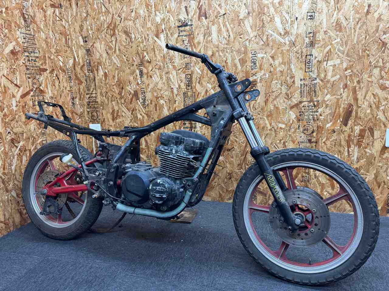 栃木県O様のレストアオーダー車両① : Z400GP専門店 エムゼクト つね 栃木県O様のレストアオーダー車両① : Z400GP専門店 エムゼクト つね