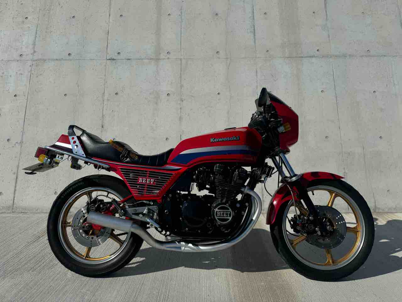 九州で1番カッコ良いZ400GPを乗ってると思ってる男前Eさんの