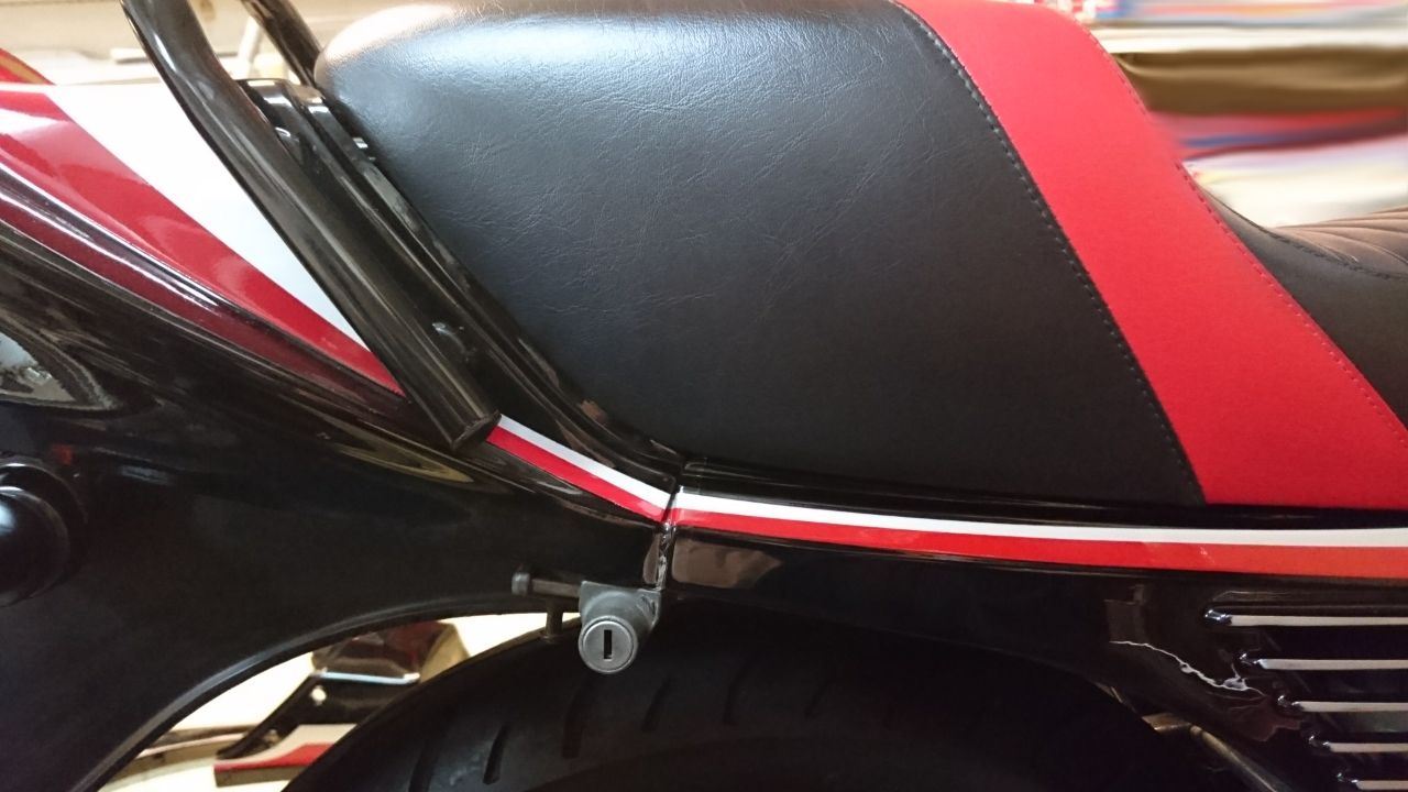 気になるスキマ 現行BEETテールカウル編 : Z400GP専門店 エムゼクト