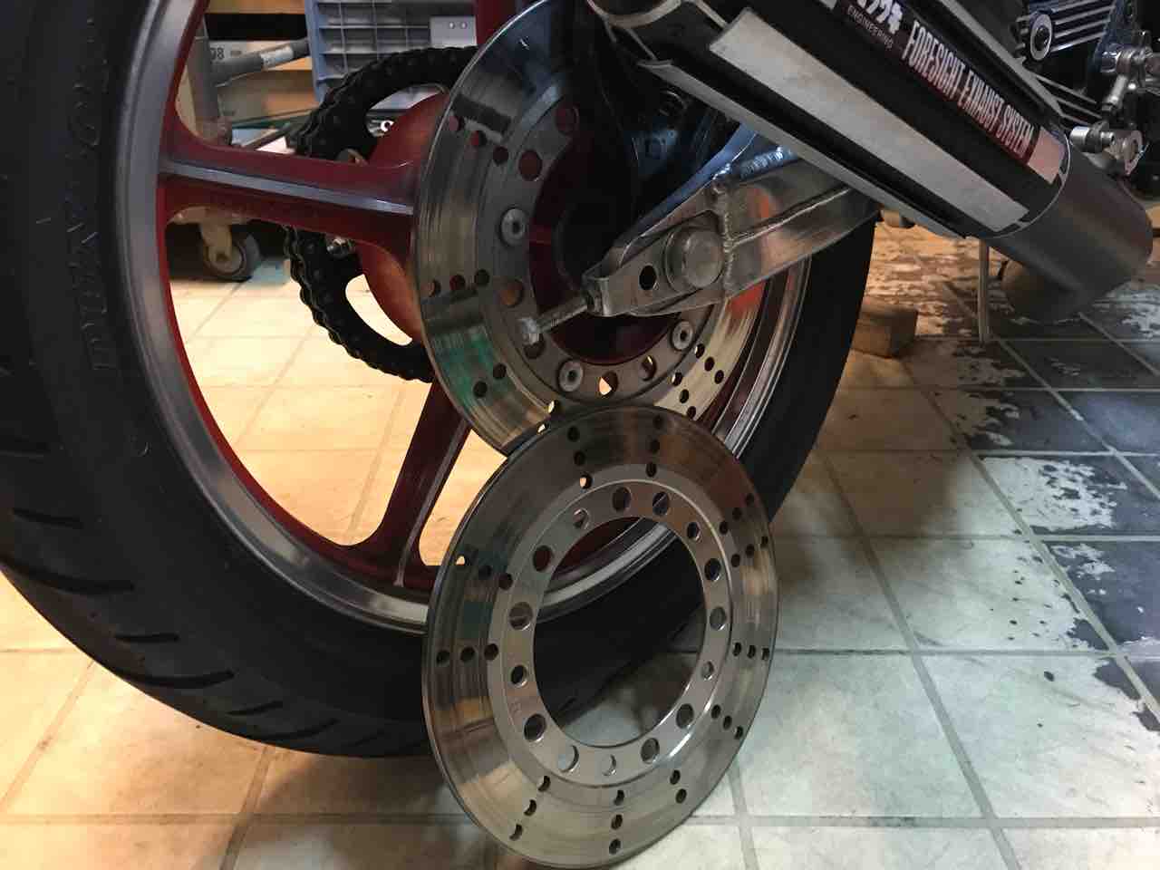 Z400GPリア用 純正ブレーキディスク Z400GPリア用 純正ブレーキディスク