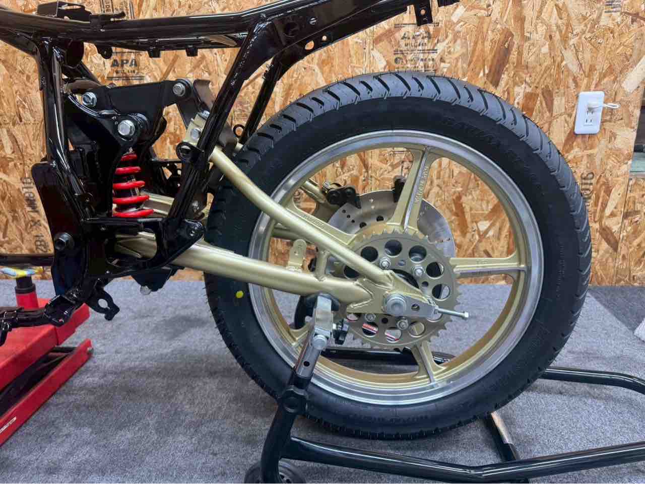 大阪府M様のZ400GPセミレストア⑧ : Z400GP専門店 エムゼクト つね