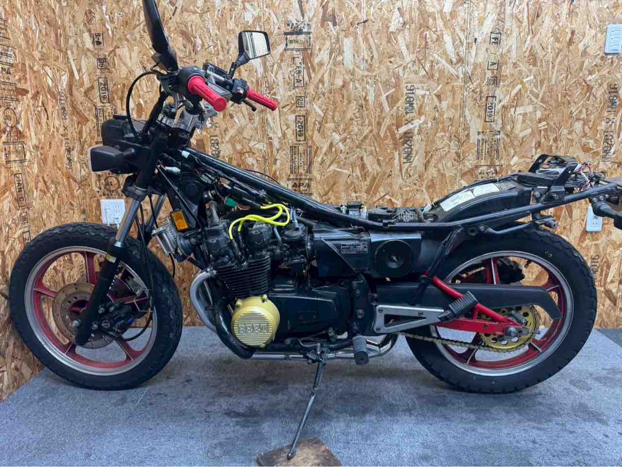 大阪府F様のZ550GP仕様変更① : Z400GP専門店 エムゼクト つねちゃん