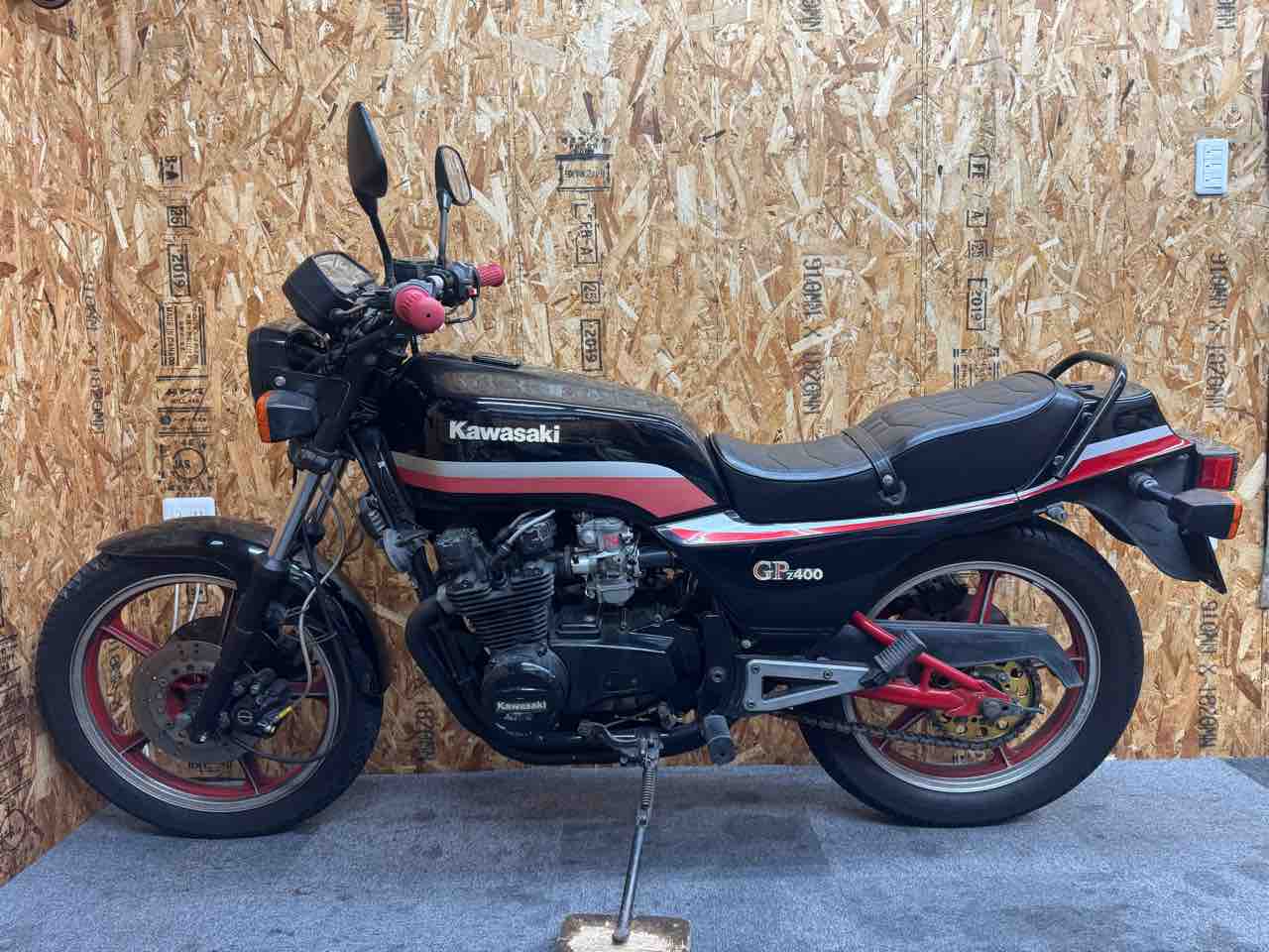 静岡県T様のZ400GPトータルメンテナンス① : Z400GP専門店 エムゼクト
