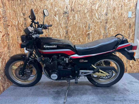 大阪府M様のZ400GPセミレストア② : Z400GP専門店 エムゼクト つね