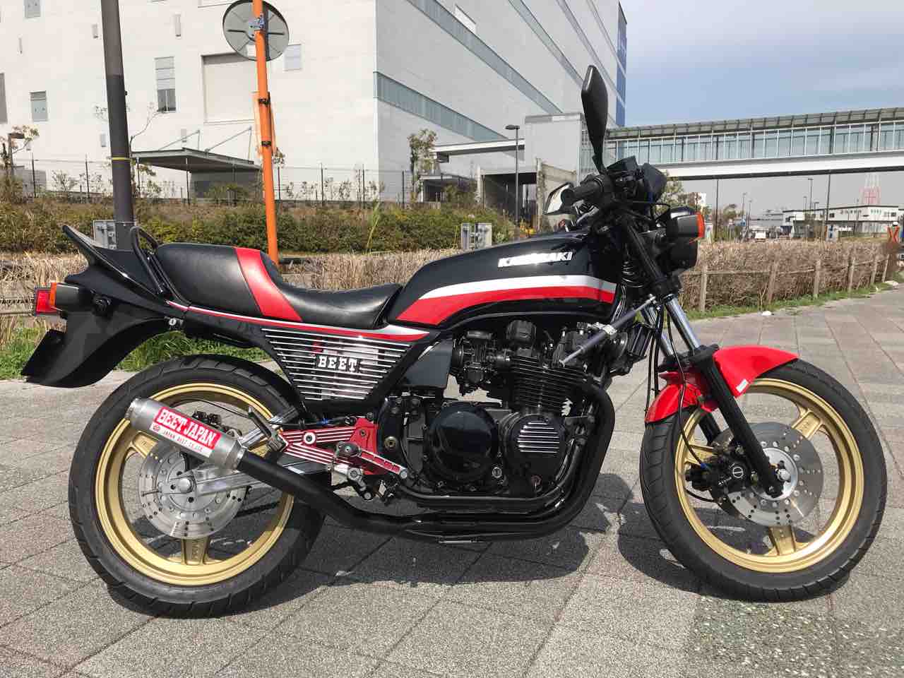 BEET JAPAN BACK FIRE 初期RS : Z400GP専門店 エムゼクト つね