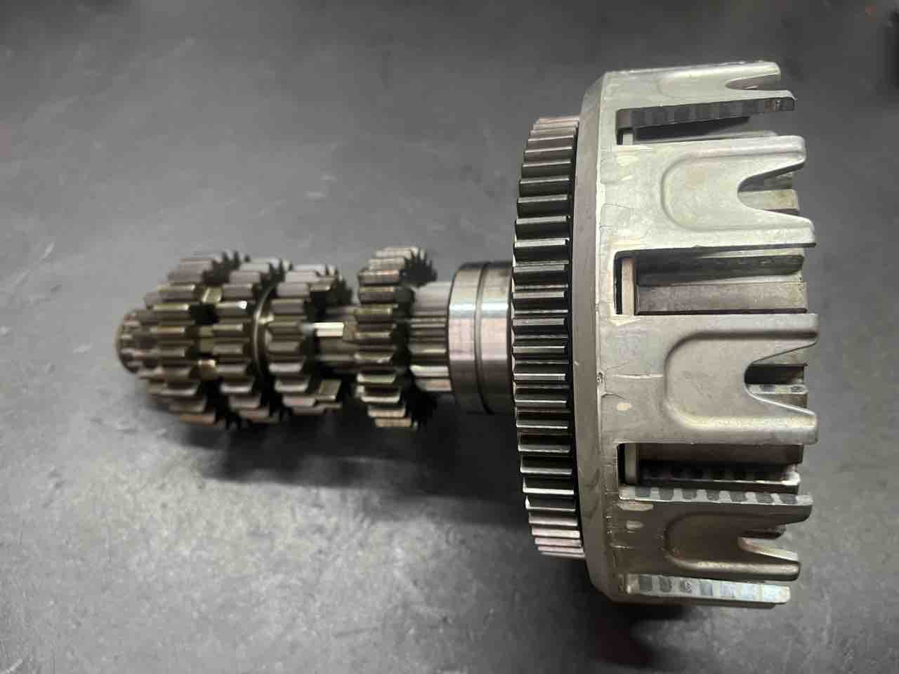 中々手の掛かるエンジンみたい(-_-;) : Z400GP専門店 エムゼクト つね