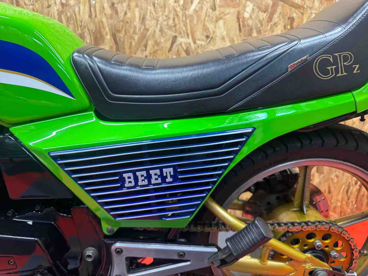販売車両 国内Z400GP 初年度S57.8月 ライムグリーン フルBEET仕様