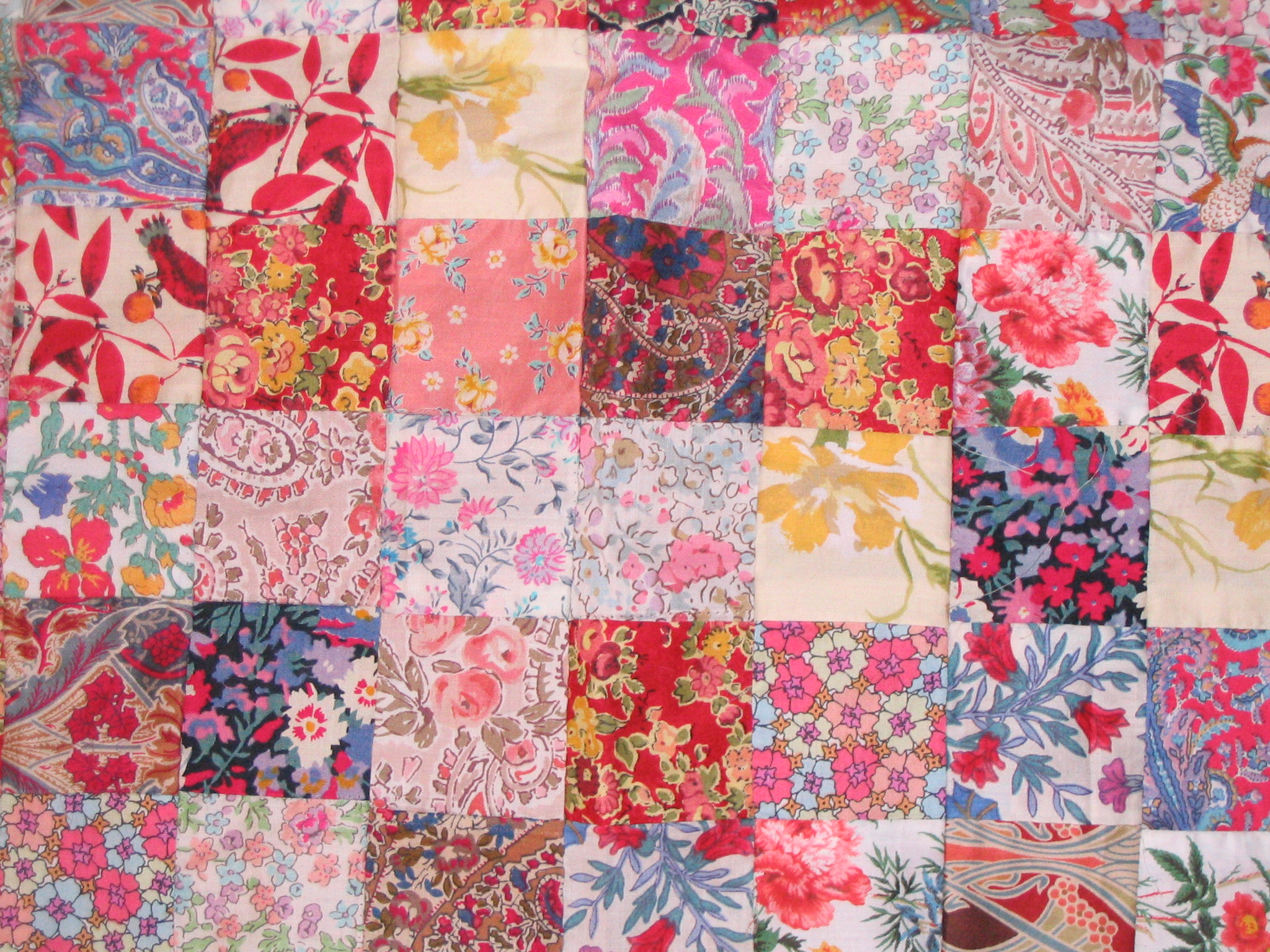 リバティの四角つなぎ : ターシャの布しごと＆花だより