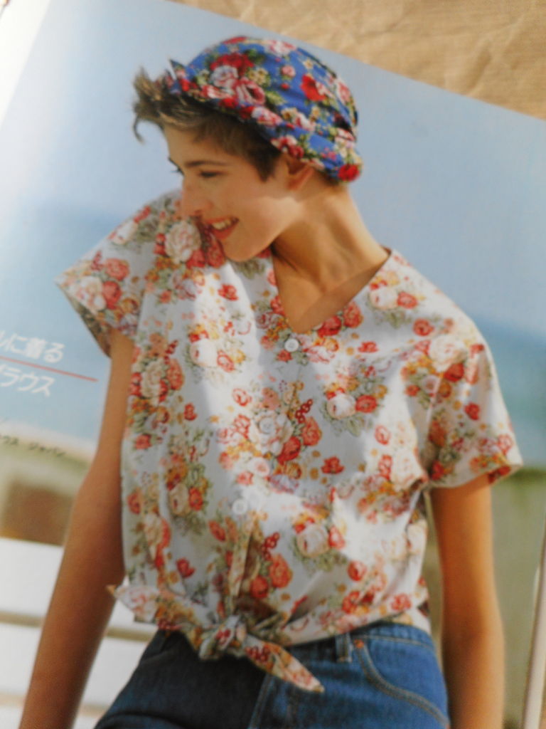 いつものブラウス ターシャの布しごと 花だより