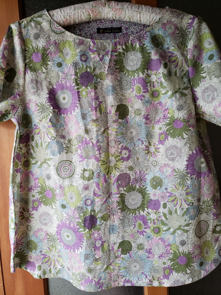 リバティブラウス3点 ターシャの布しごと 花だより リバティブラウス3点 ターシャの布しごと 花だより